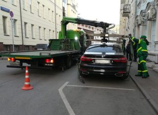 Весной на штрафстоянки Москвы увезли почти 2 тыс. премиальных автомобилей