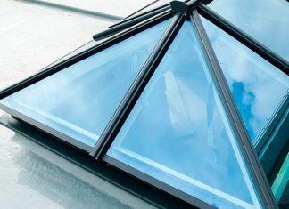 Остекление зенитные фонари: особенности и область применения