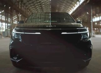Kia представила тизер обновленного кроссовера Seltos