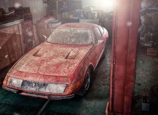 Вторая жизнь. Уникальные автомобили, которые случайно нашли в гаражах