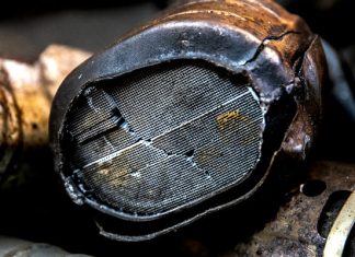 Возможные причины повреждения катализатора двигателя и как их предотвратить