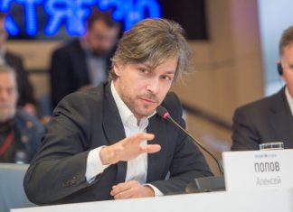 «Никакого ТВ больше не будет». Алексей Попов – о планах Apple купить права на трансляции Ф1