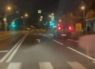 В Зеленограде водители удивились светофорам без мигающего зеленого