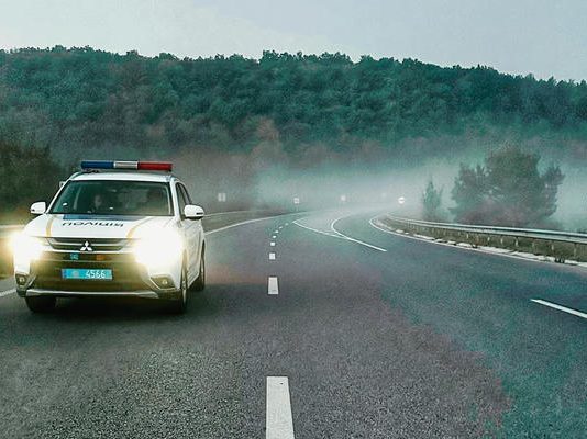 Дождь, туман и ветер — как безопасно ездить по осенним дорогам