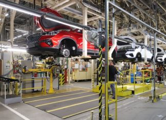 Глава АвтоВАЗа сообщил о блокировке платежей зарубежными банками после санкций