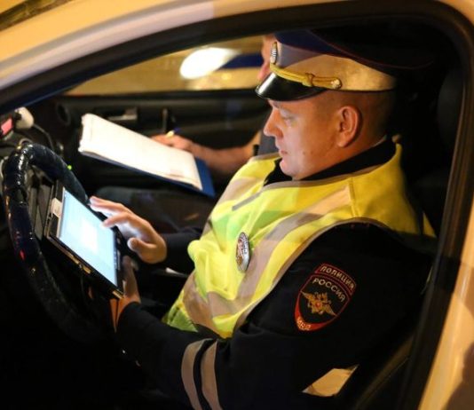 Можно ли отменить штраф, если инспектор ошибся в протоколе. Объясняем