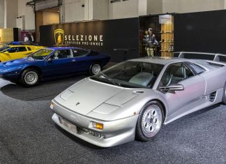 В России продажи люксовых иномарок выросли на 94%