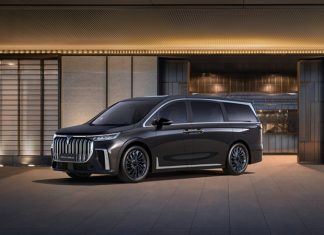 В России стартовали продажи четырехместного Voyah Dream