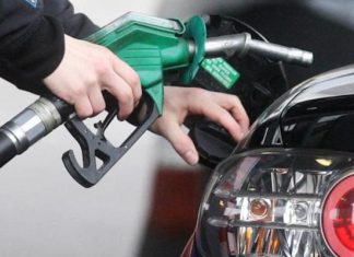 Какие проблемы ждут автовладельцев при заправке некачественным топливом