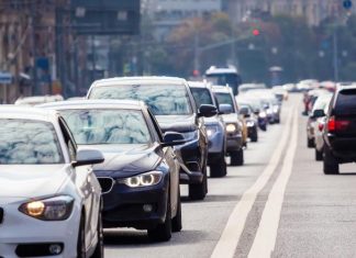 Кому после 1 апреля придется пересдавать на права. Ответ МВД