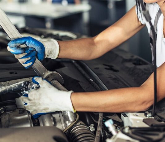 Автосервис: профессиональное обслуживание, техническое обследование