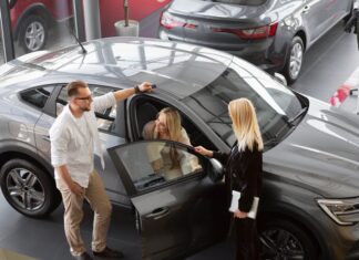 Выкуп подержанных автомобилей: условия, процесс и оценка машины