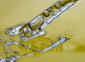 Обзор продукции Motul: качество, надежность и инновации в мире автомобильных смазок и жидкостей