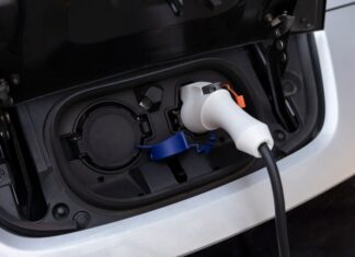 Переходники и адаптеры для зарядки электромобиля: как выбрать надежное устройство