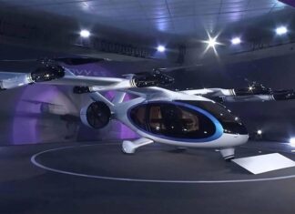 GAC представил летающий автомобиль. Он способен подниматься на 2,3 метра