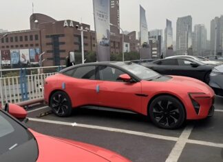 Названы сроки выхода нового Avatr 06. Его ждут в России