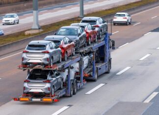 В России массово аннулируют регистрацию машин в ГАИ. Кого это коснется