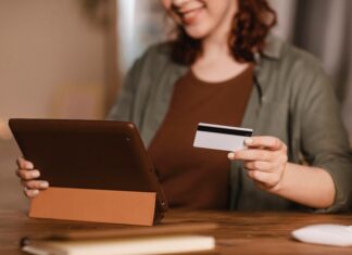 Бесконтактные платежи: обзор виртуальных кредитных карт и их безопасность