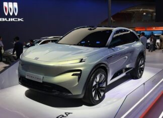 5 «американцев» на Auto Shanghai 2025. В Китае их не заменить