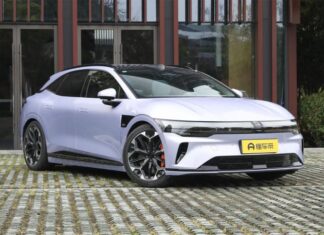 До сотни за 2,84 секунды. Zeekr представил универсал 007 GT