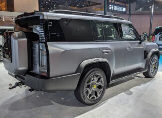 Jetour удлинила популярный в РФ кроссовер Т2