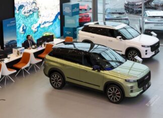 Как «китайцев» берут в трейд-ин, чем они хуже Granta и при чем тут BMW