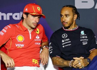 Карлос Сайнс заявил, что адаптировался к новой команде гораздо лучше Хэмилтона