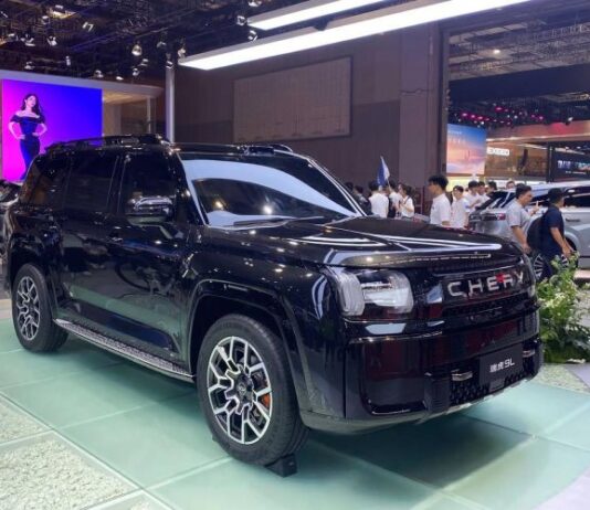 Репортаж из Шанхая. Провал Volkswagen, 20К шагов и куриная лапа