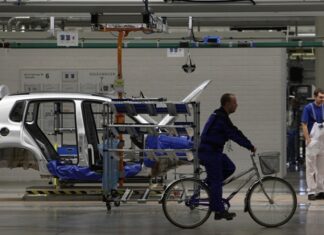 Стали известны подробности о перезапуске экс-завода Volkswagen в РФ