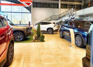 «Ждут возвращения западных марок». 4 главных факта о падении авторынка