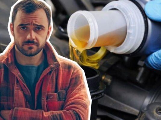 Что делать, если после замены масла стучит двигатель: пять возможных причин