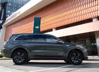 Названы меры про борьбе с «серым» ввозом Lixiang в Россию