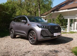 Эти машины покупали даже на падающем рынке. Топ-10 бестселлеров