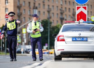 Госдума одобрила увеличение штрафа за отказ остановиться по требованию полиции