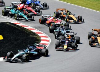 «На себя посмотри!» Пилот Red Bull возмущён действиями Рассела в Канаде