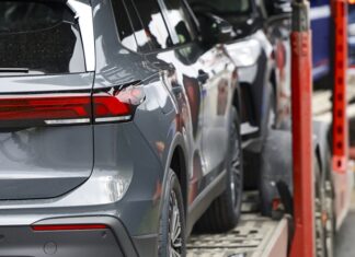 Депутат объяснил возможное повышение утильсбора на автомобили