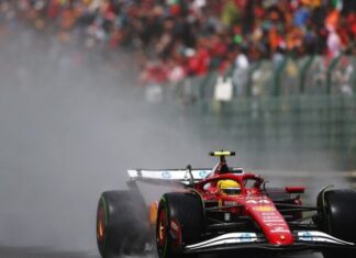 «Держак» такой, какого в большинстве гоночных машин нет посуху: Алёшин раскритиковал FIA за красные флаги в Спа из-за дождя