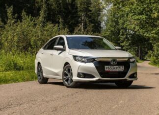 Кто ты, Crider? Поездили на самой дешевой Honda с гарантией и левым рулем