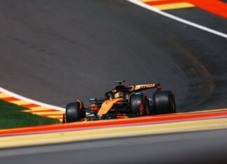 Оскар Пиастри выиграл спринт-квалификацию в Спа в доминирующем стиле