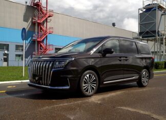 «Соллерс» начала выпуск минивэнов Sollers SP7 в Елабуге