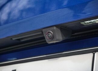 Как подключить камеру заднего вида и как ее настроить: инструкция