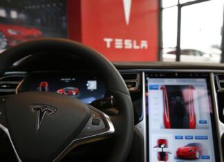 Компания Tesla попала под следствие. Во всем виноваты беспилотники