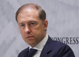 Мантуров назвал число машин в России, купленных по льготным автокредитам