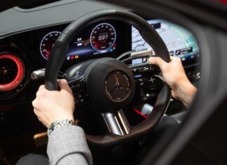 Mercedes поедут на моторах BMW? Возможно ли такое