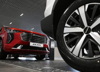 Названы самые популярные новые автомобили в Санкт-Петербурге в 2025 году