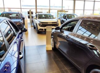 Трамп и санкции. Эксперты — о возможном возвращении западного автопрома