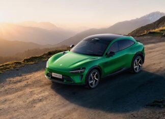 ДТП в небе, новые штрафы и «утиль». Важное из телеграм-ленты Autonews