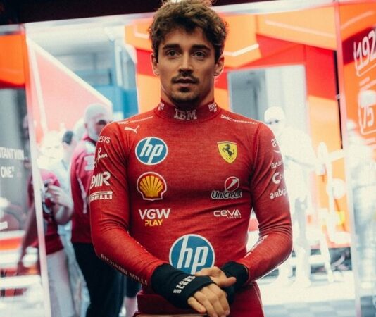 Итальянские СМИ: Менеджер Леклера встретился с представителями трёх команд