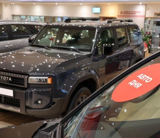 Камбэк Toyota, рекорд продаж и обвал «китайцев». Тренды авторынка России