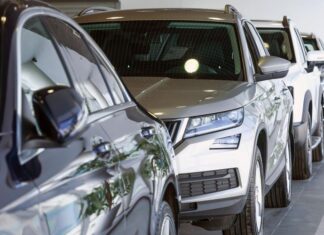 Купить машину или положить на депозит? «СпецАвтоТрейд» — о переломе рынка